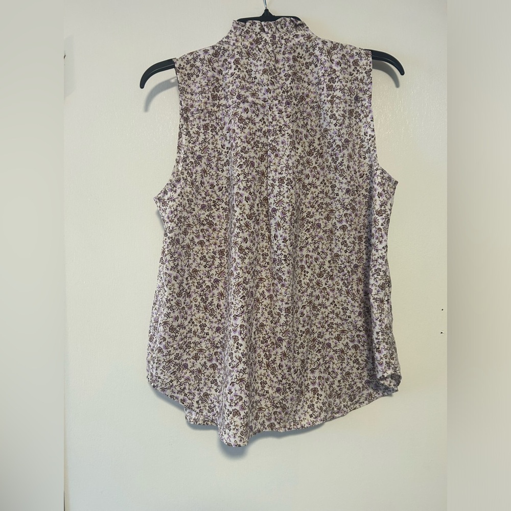 Ann Taylor blouse. New M